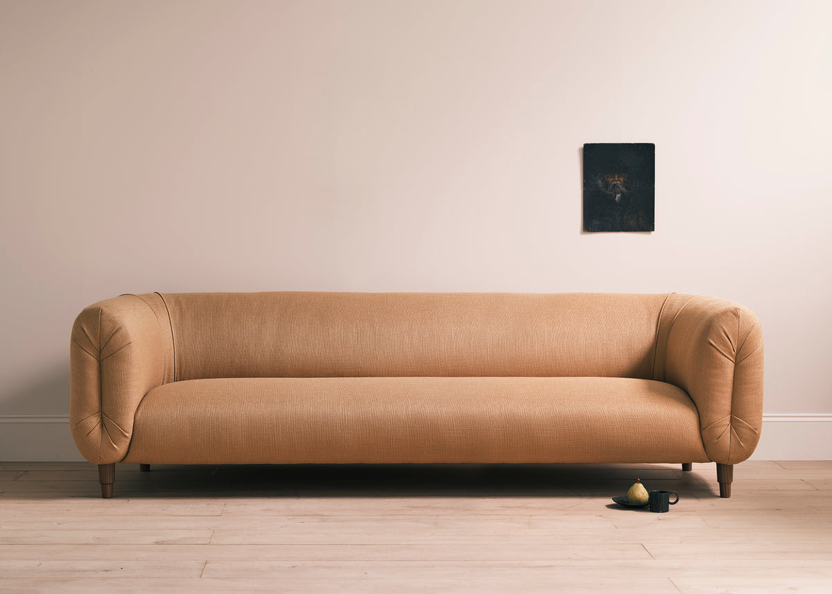 Garagh 4 seater