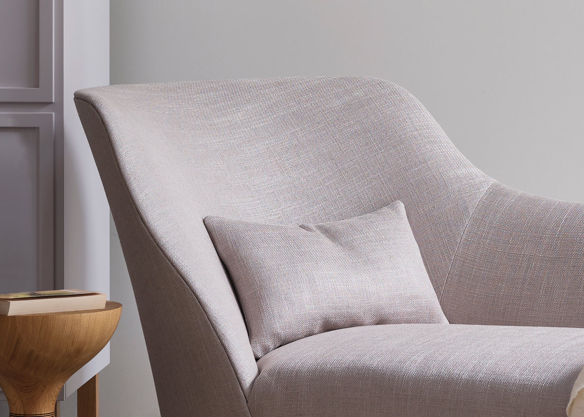 Merrel chaise detail