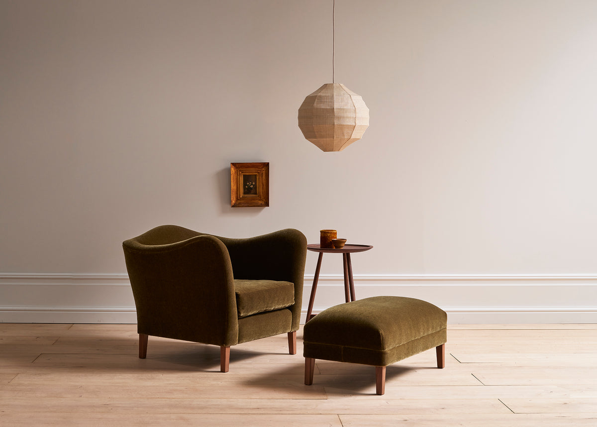 Moreau armchair with footstool