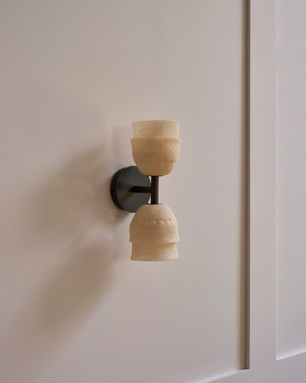 Lilio double wall light