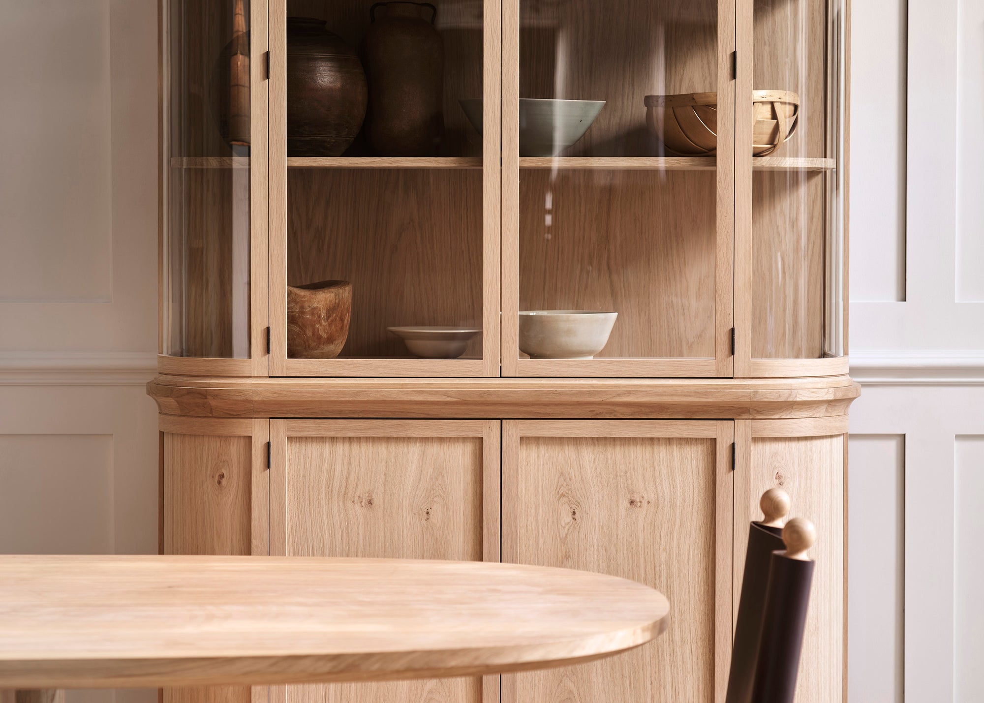 Mercier vitrine timber