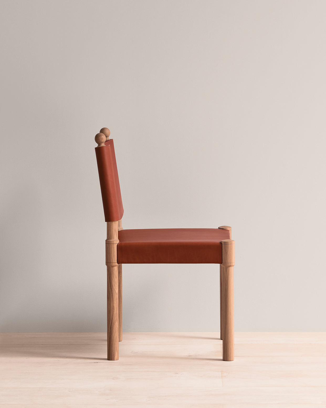 Colton dining chair