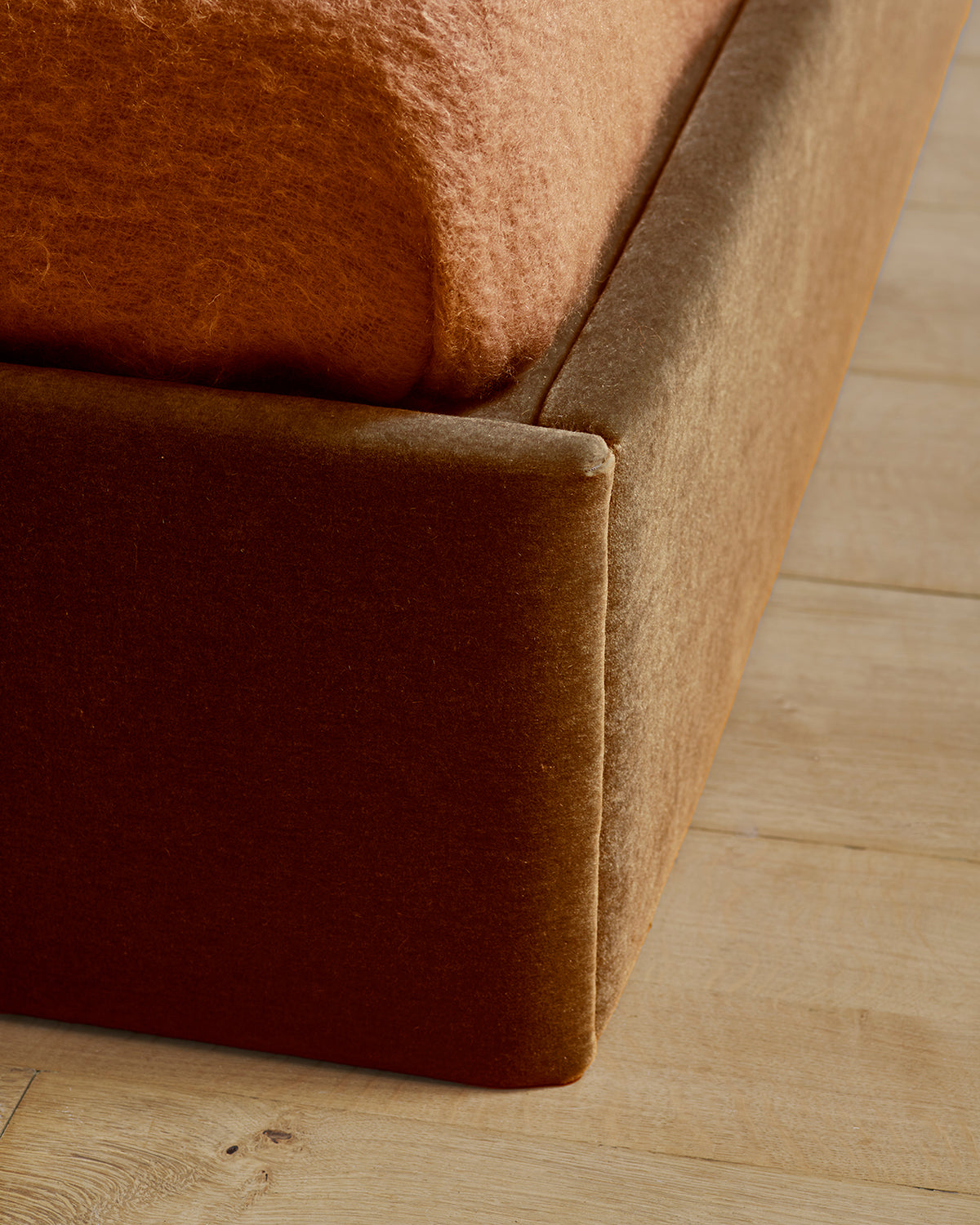Habel bed low footboard