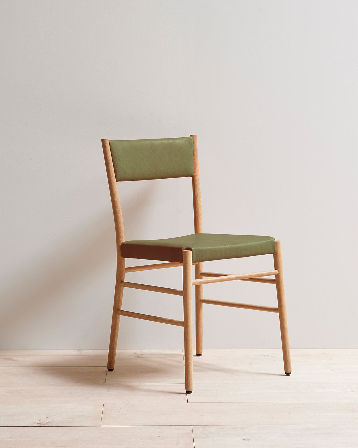 Avery dining chair upholstered