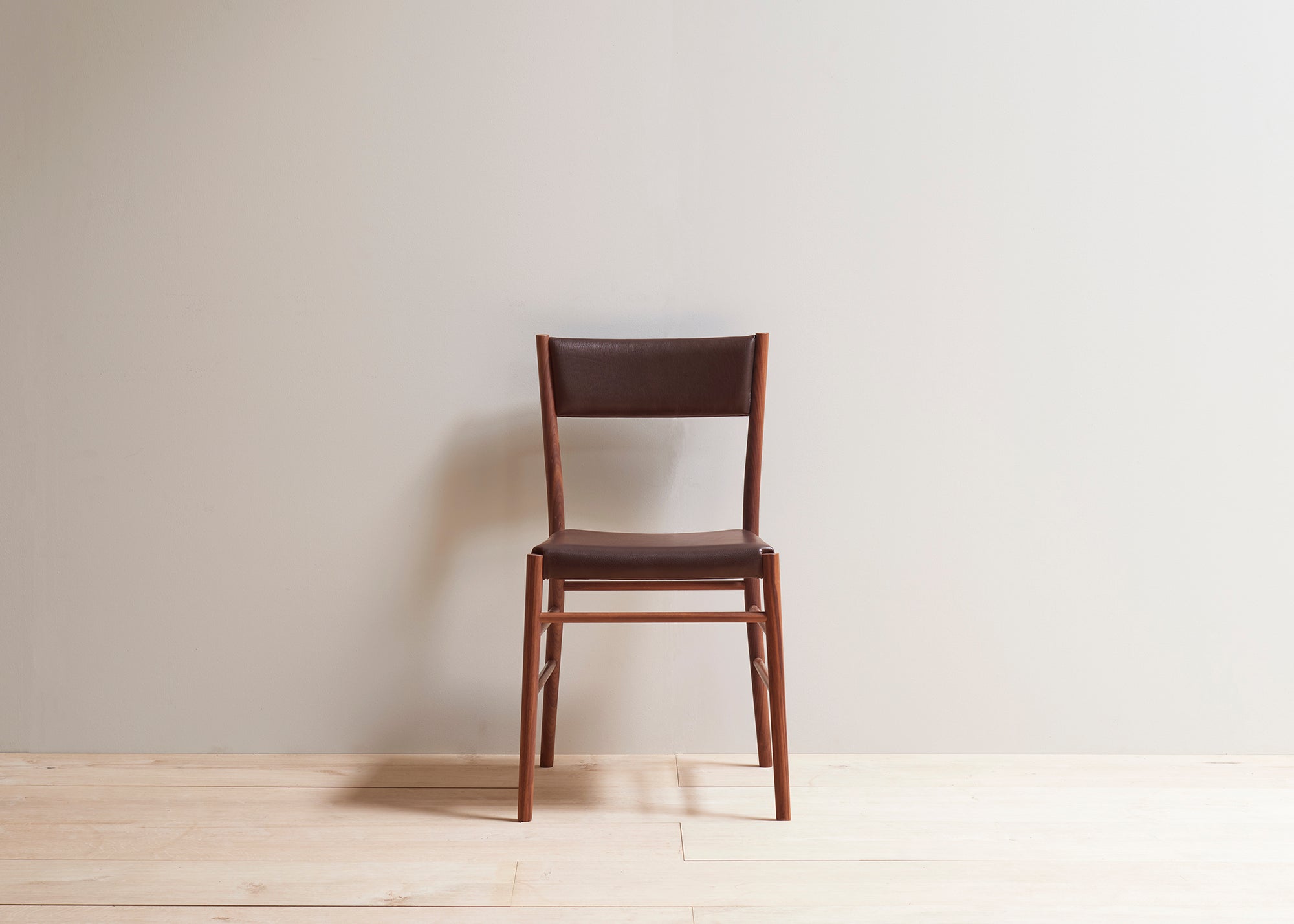 Avery dining chair upholstered