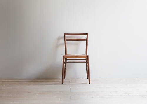 Avery dining chair