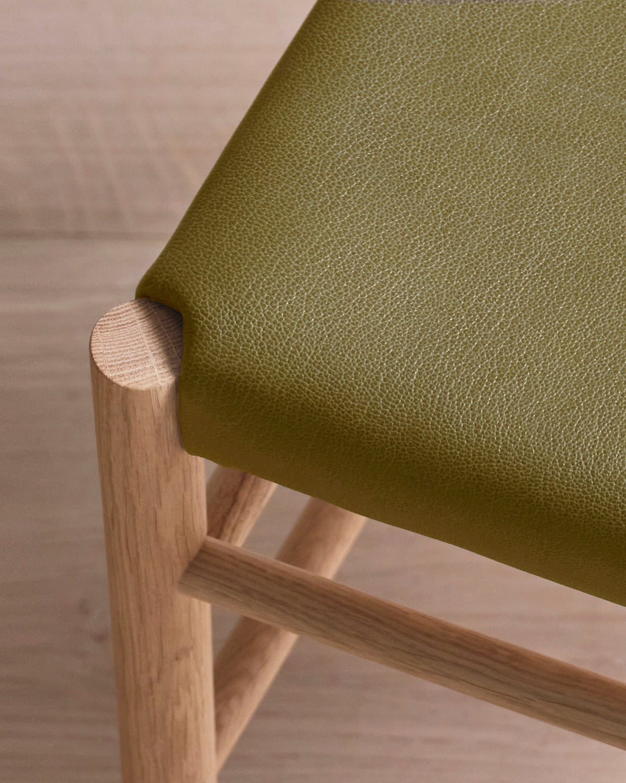 Avery dining chair upholstered