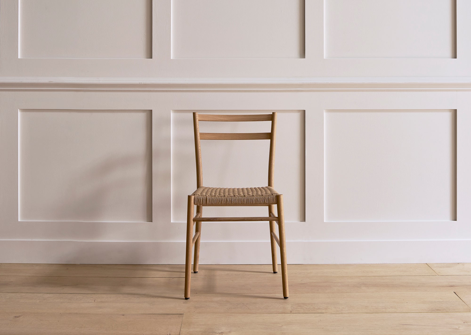 Avery woven dining chair