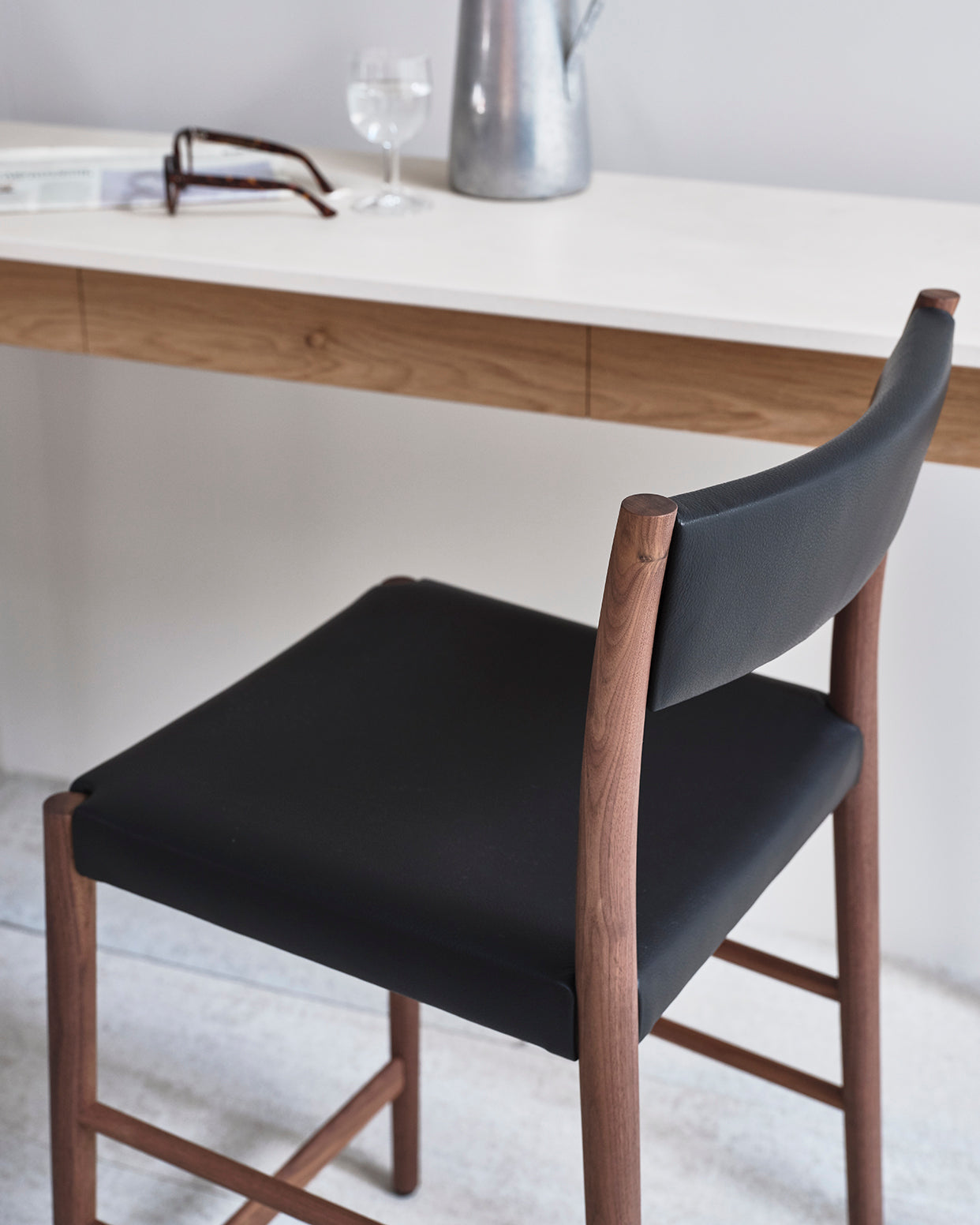 Avery counter stool upholstered