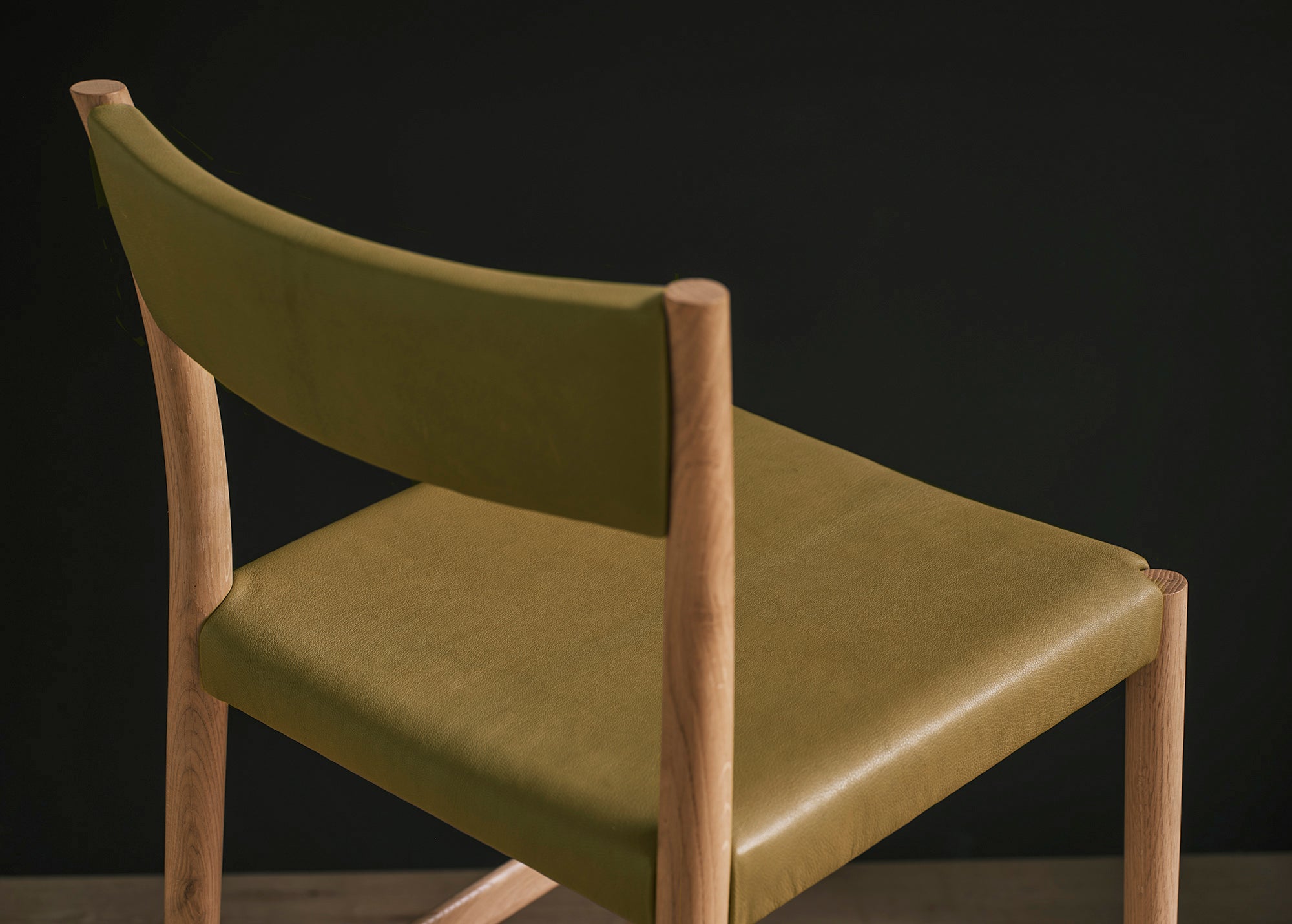 Avery counter stool upholstered