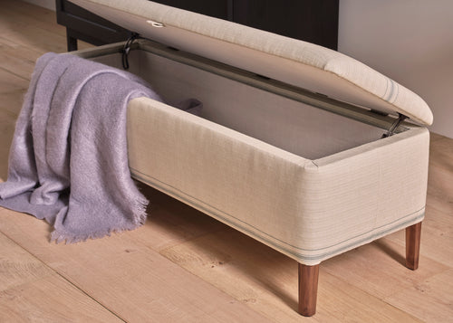 Moreau blanket box