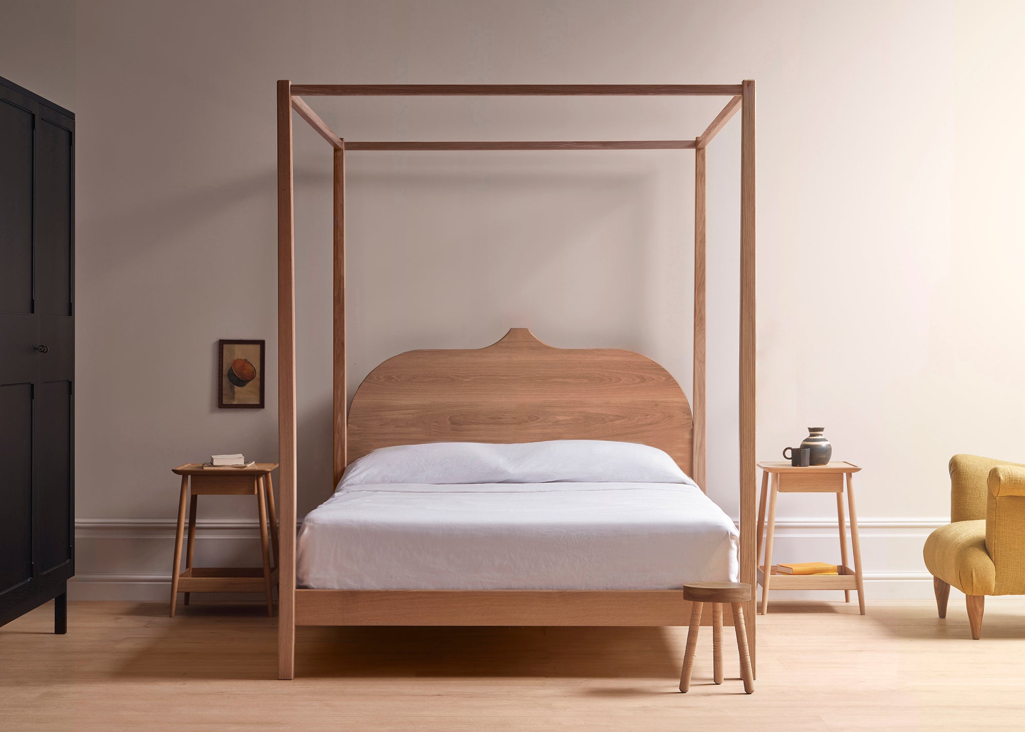 Christo four poster bed