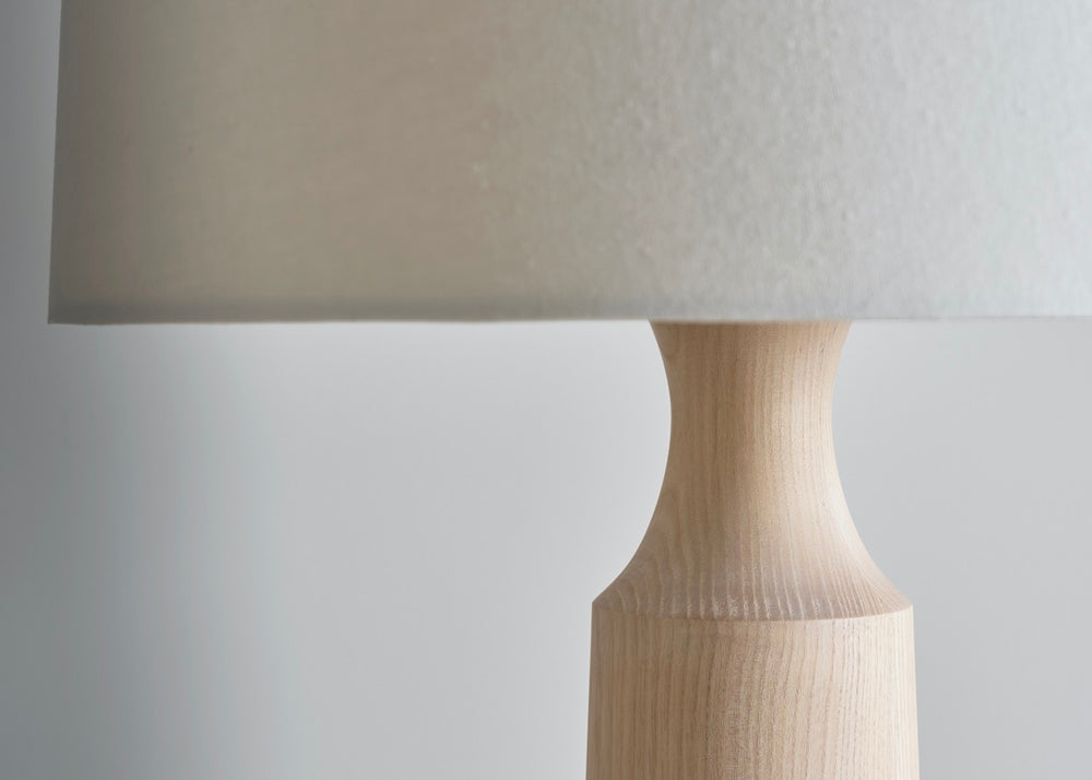 Derome table lamp