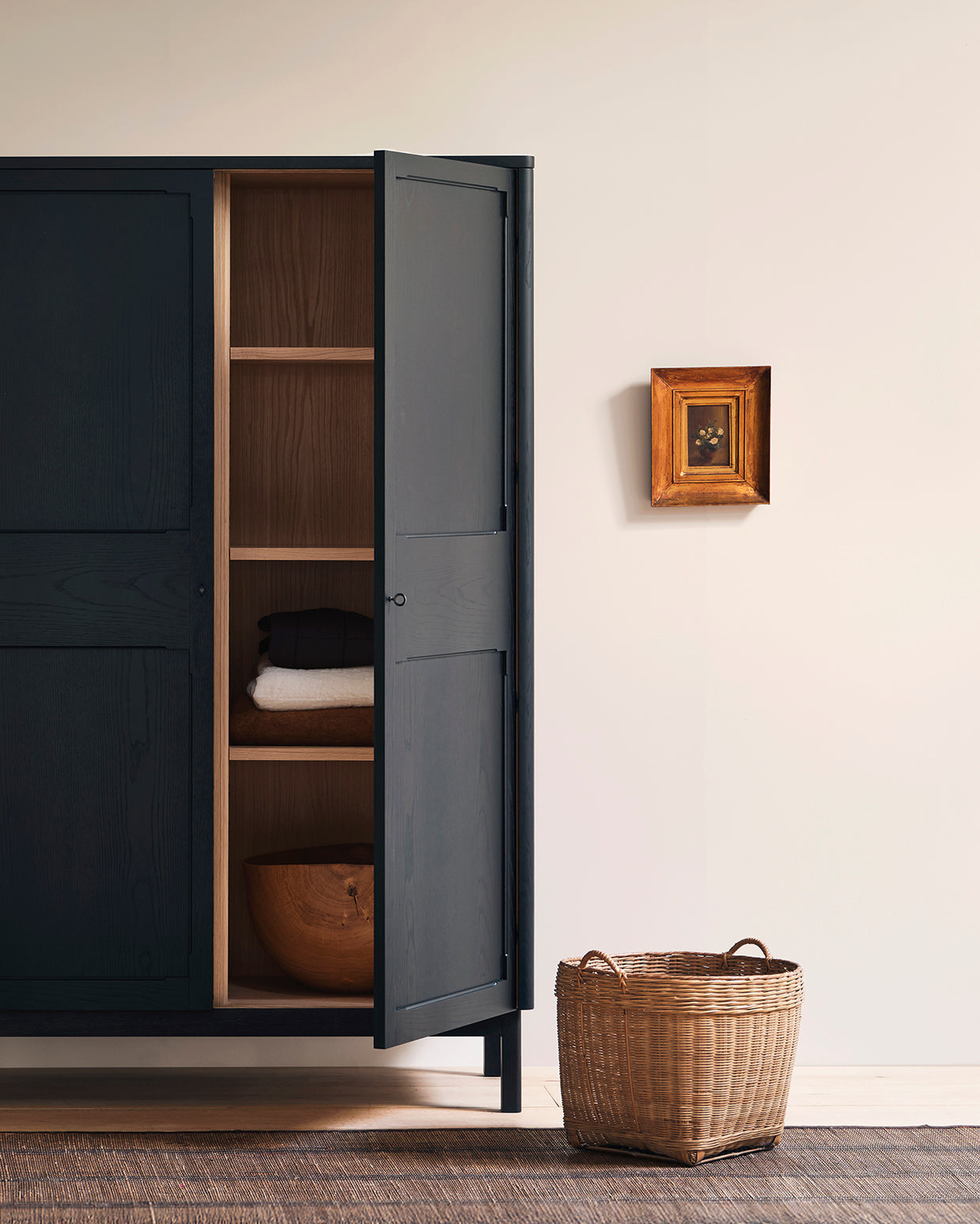 Fielding armoire
