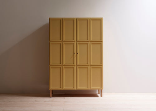 Frey armoire