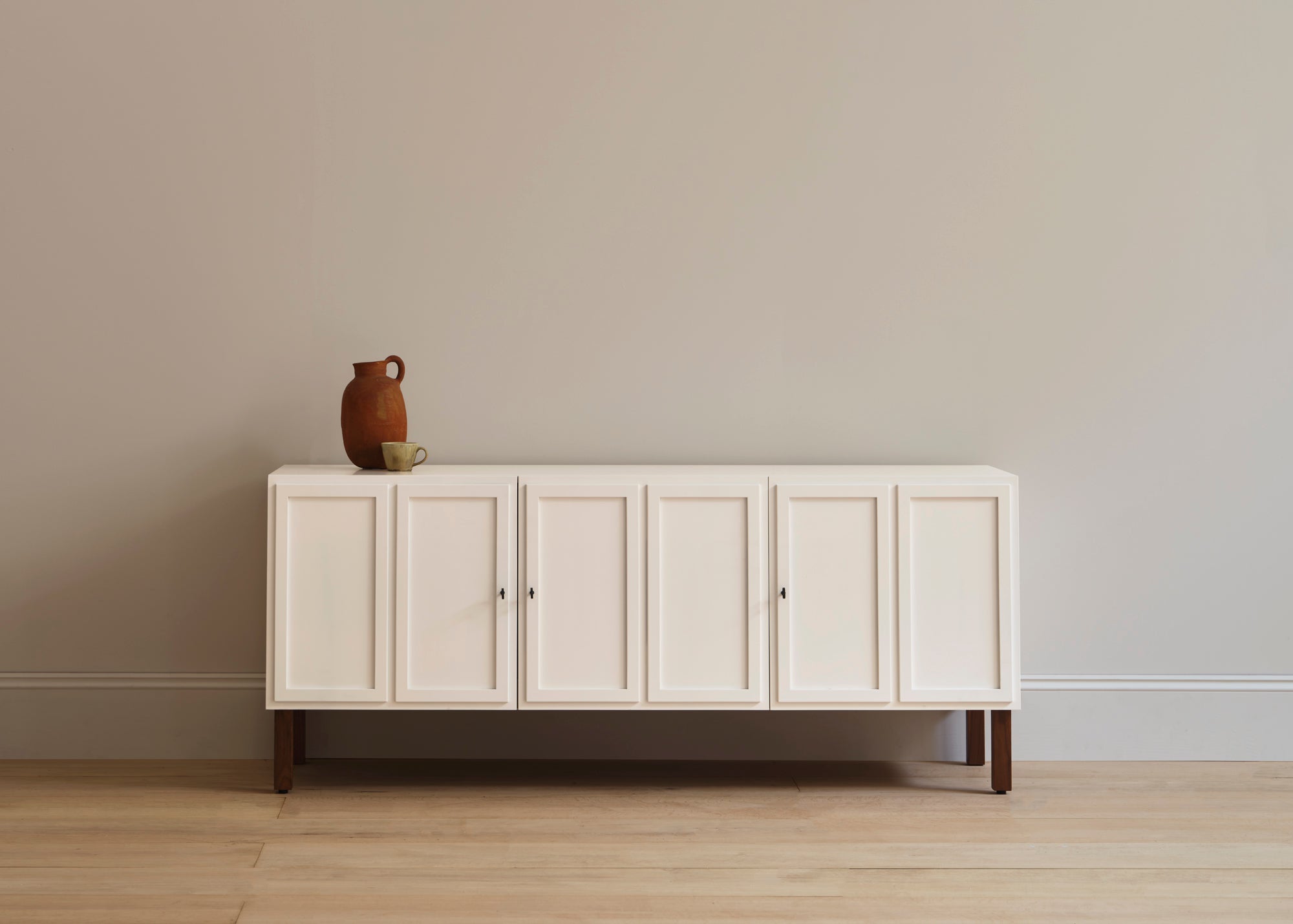 Frey sideboard