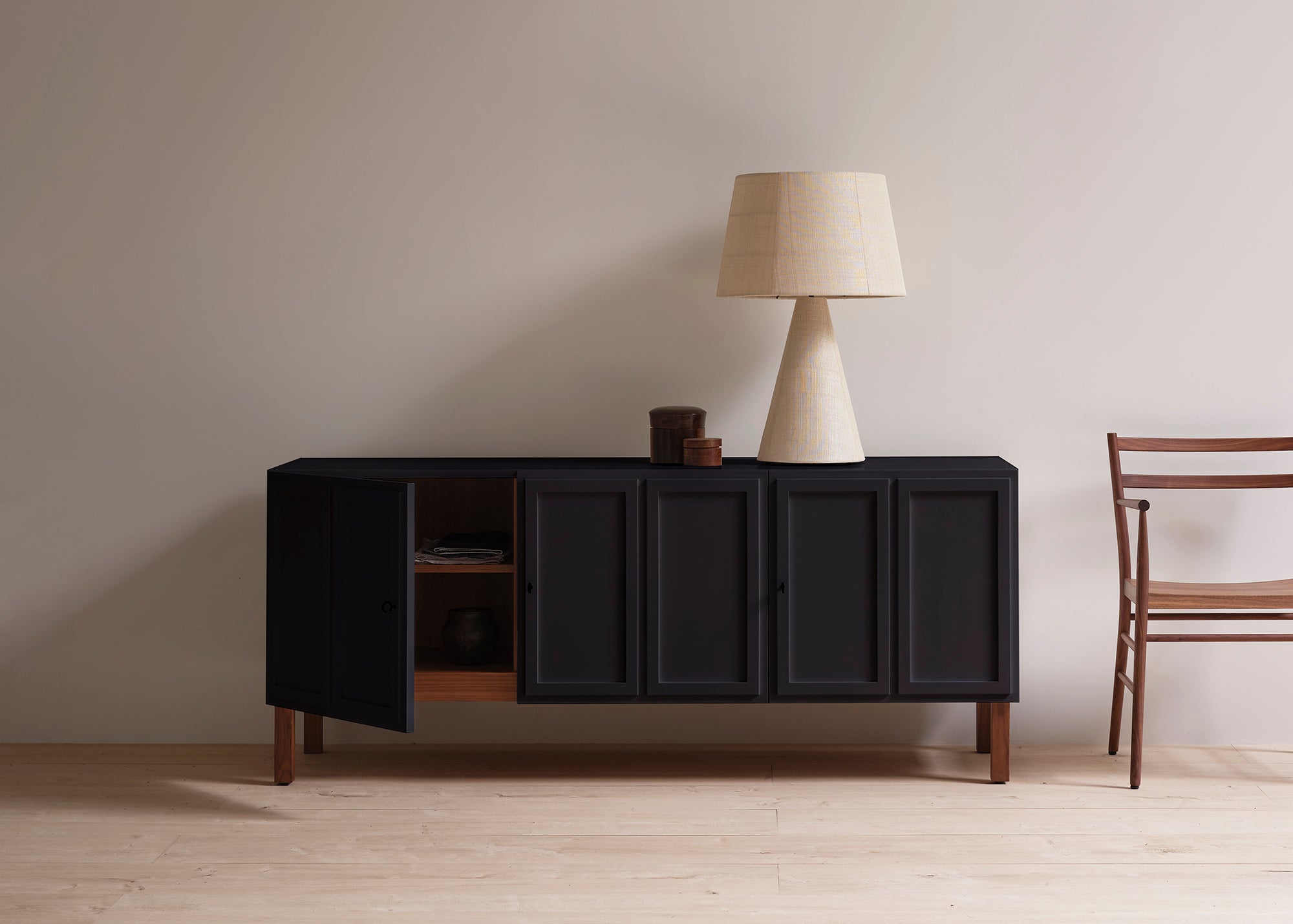 Frey sideboard