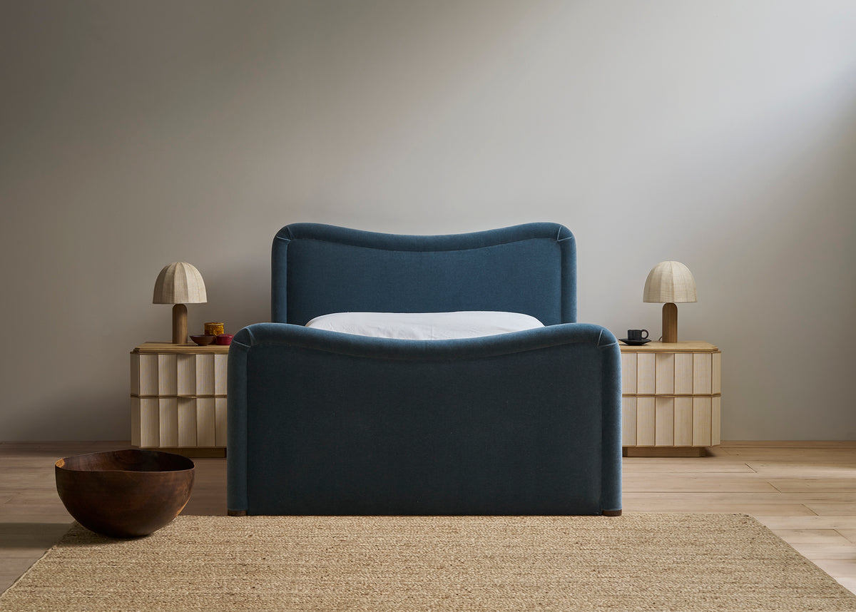 Habel bed high footboard