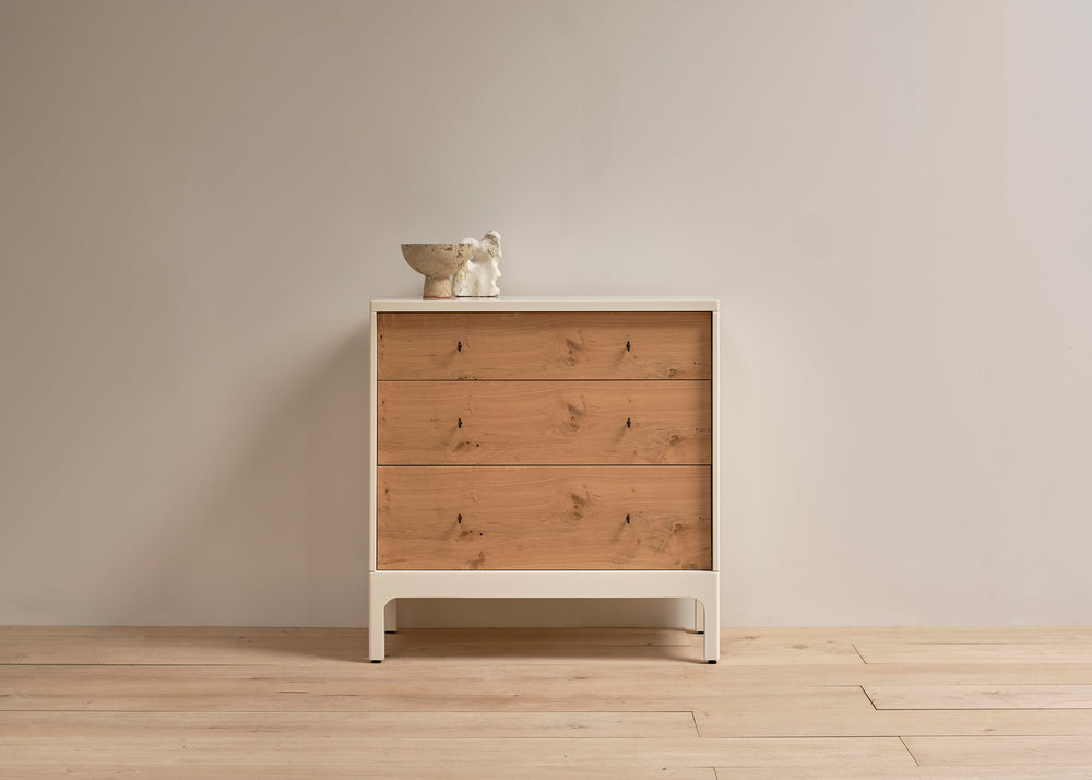 Joyce chest of drawers