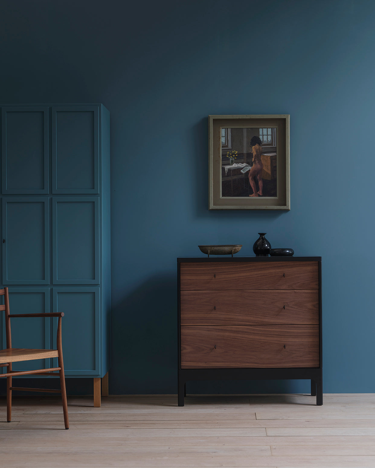 Joyce chest of drawers