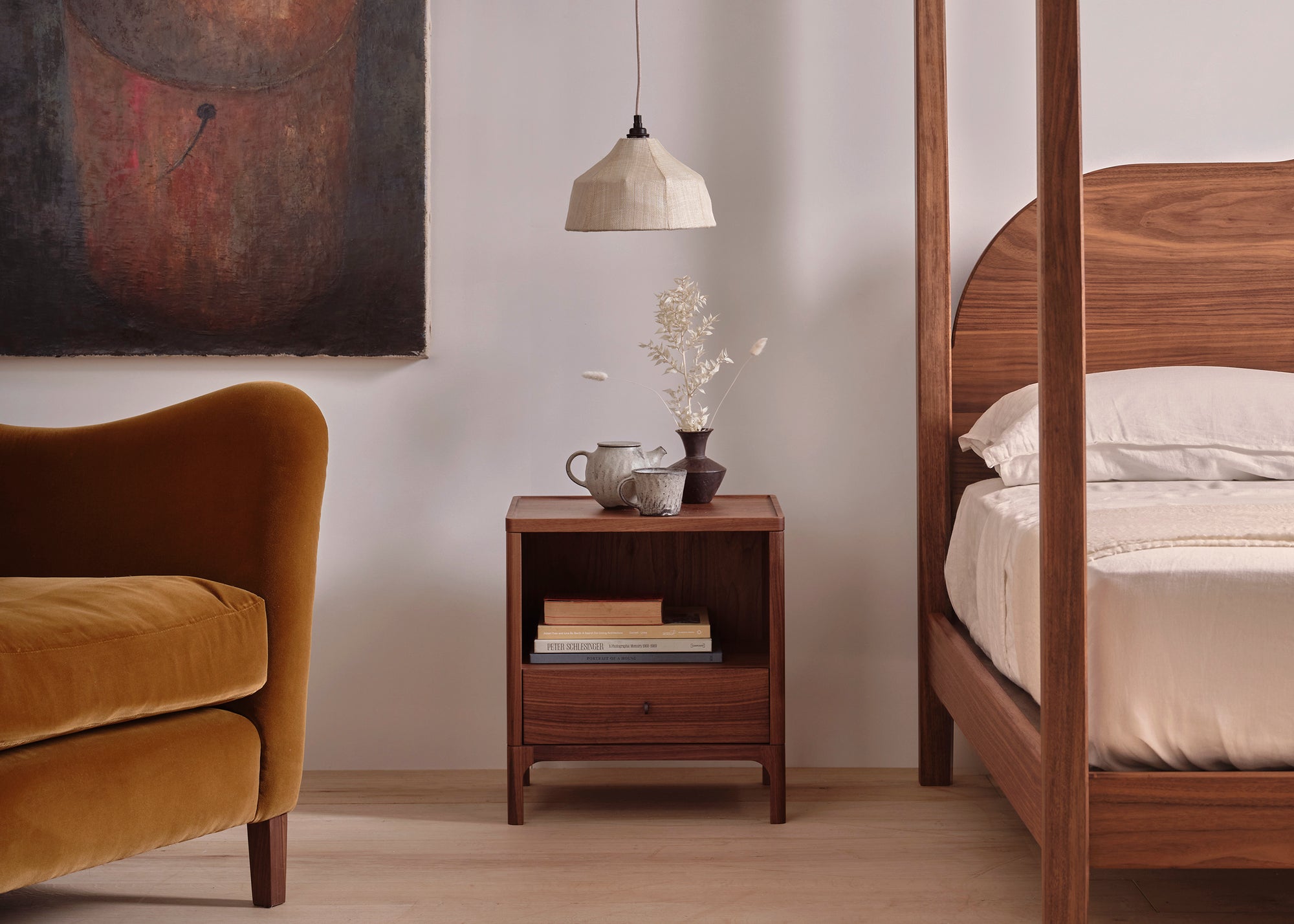 Joyce bedside table medium