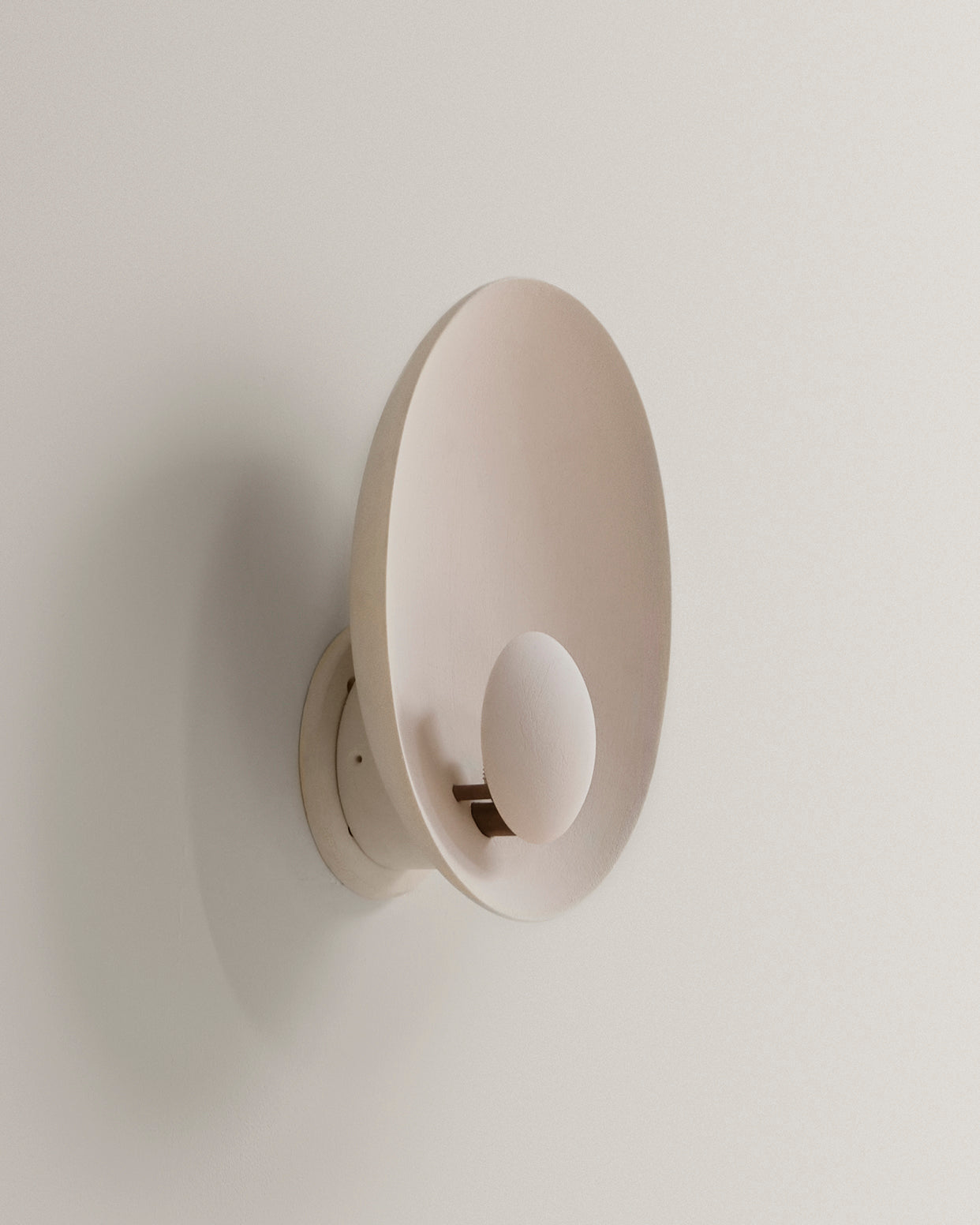 Cari wall light
