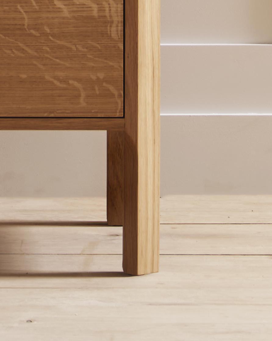 Kentridge chest of drawers