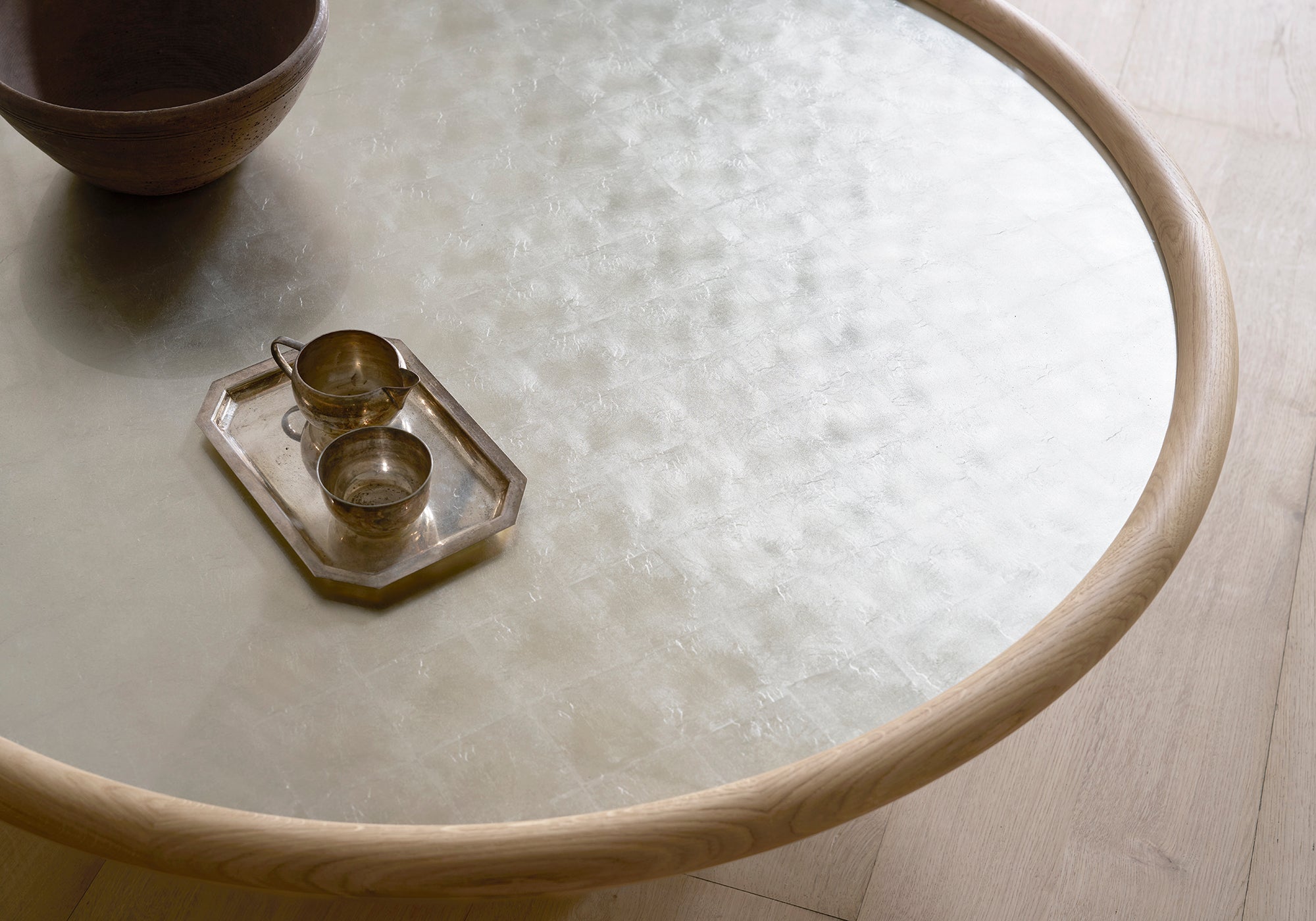 Landry coffee table circular  white gold