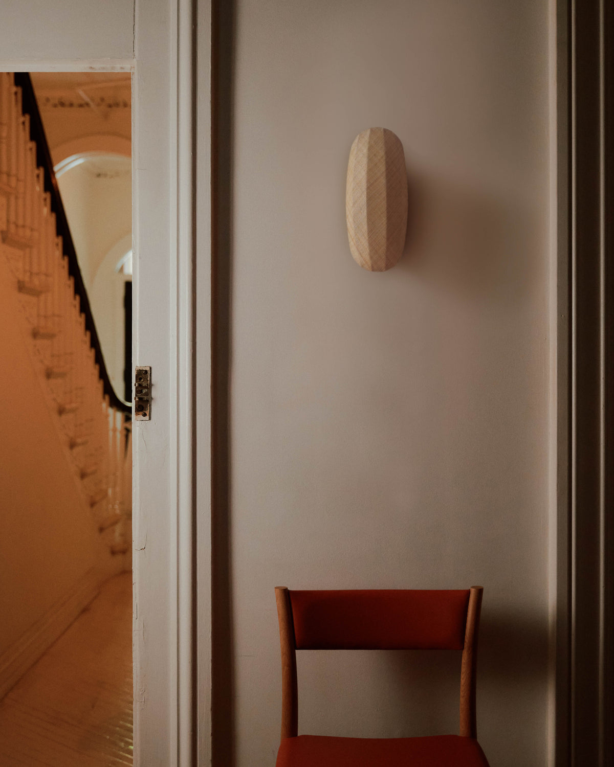 Pium column wall light