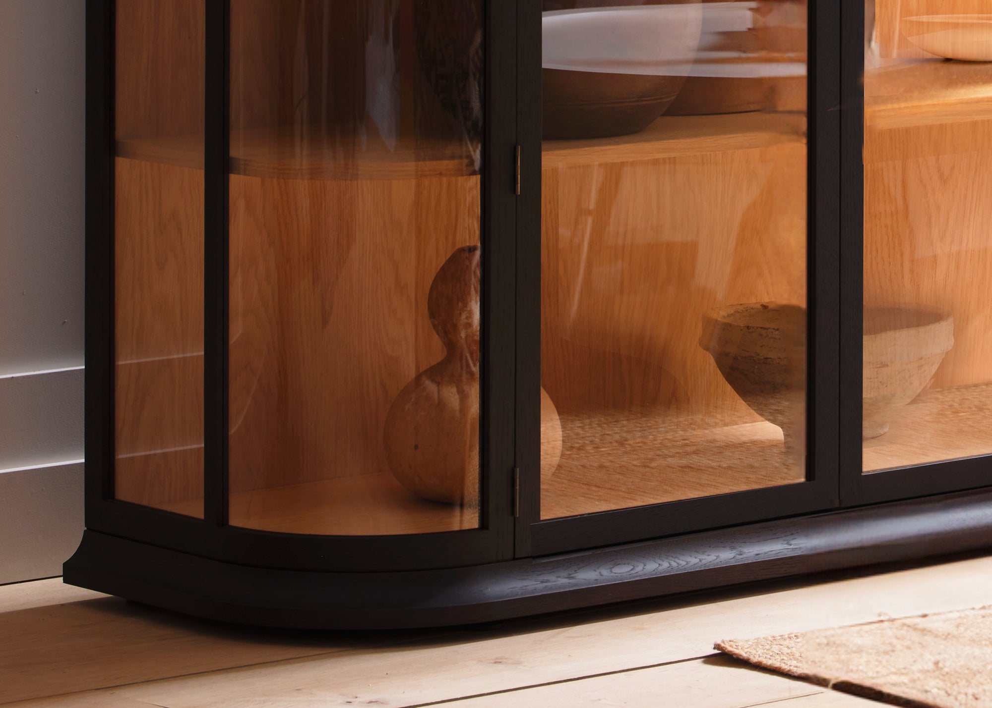 Mercier sideboard glass