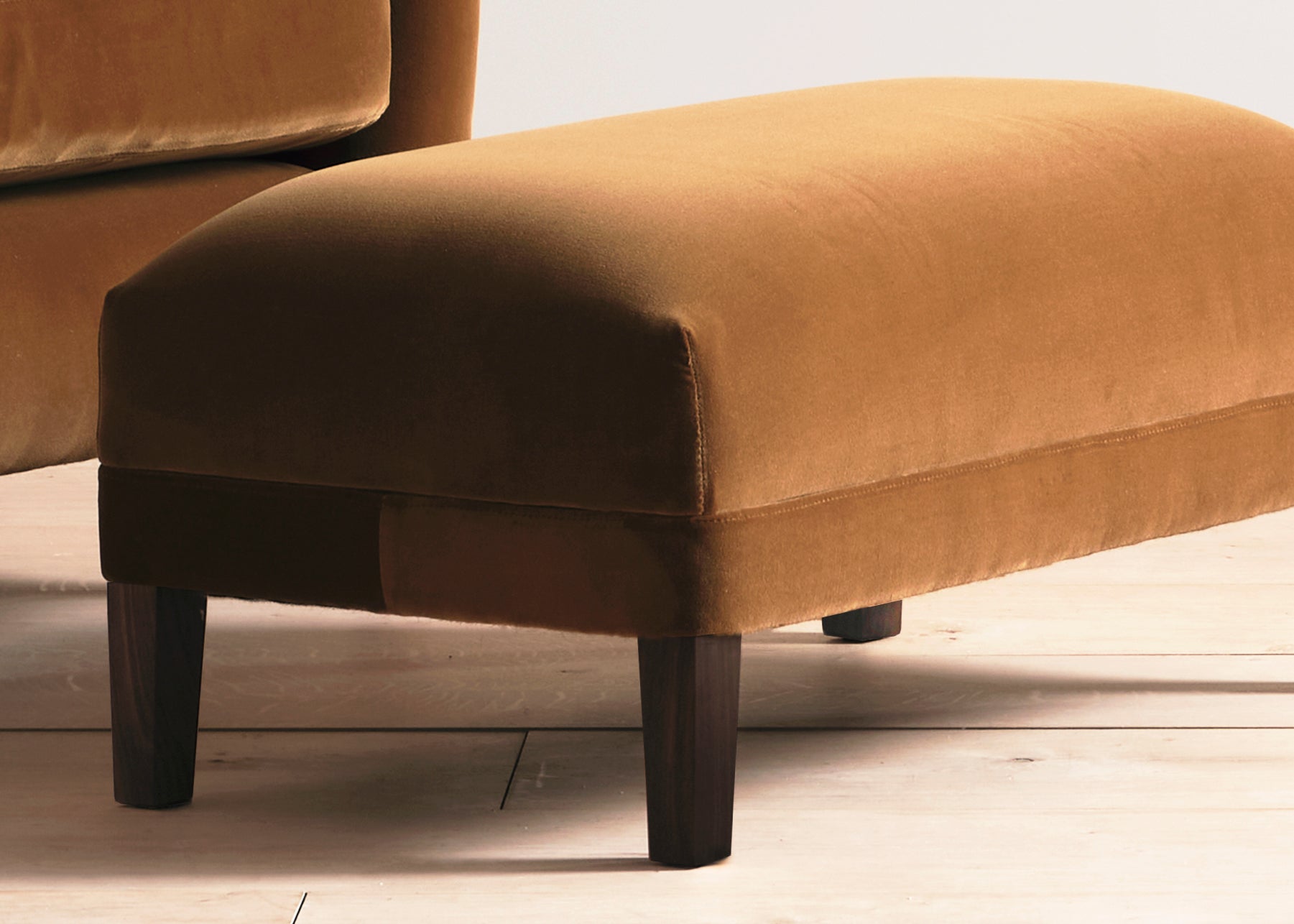 Moreau footstool