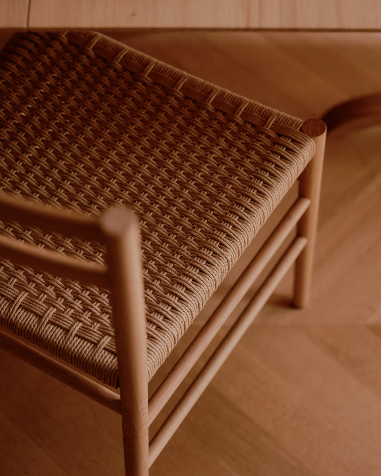 Avery woven dining chair