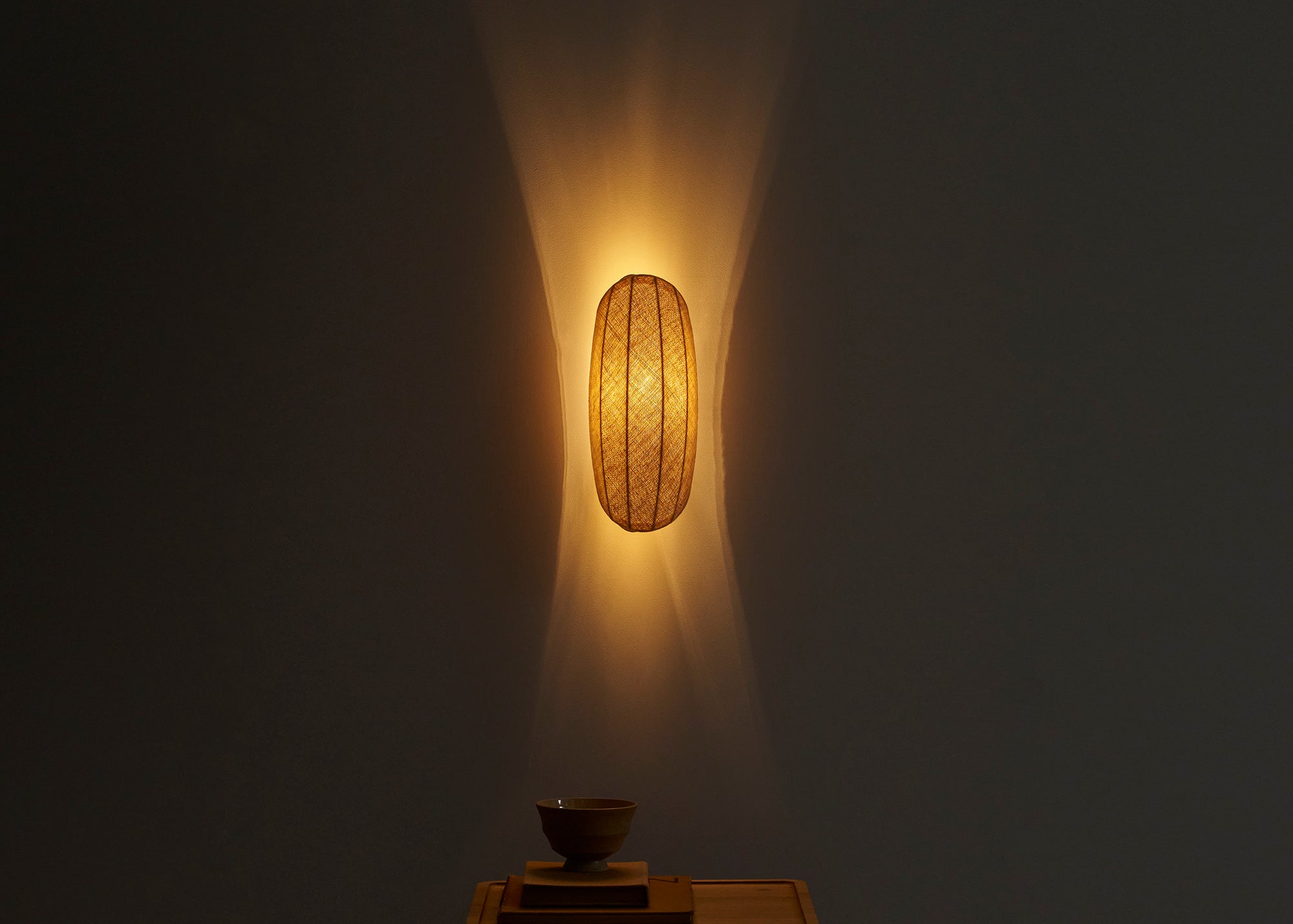 Pium column wall light