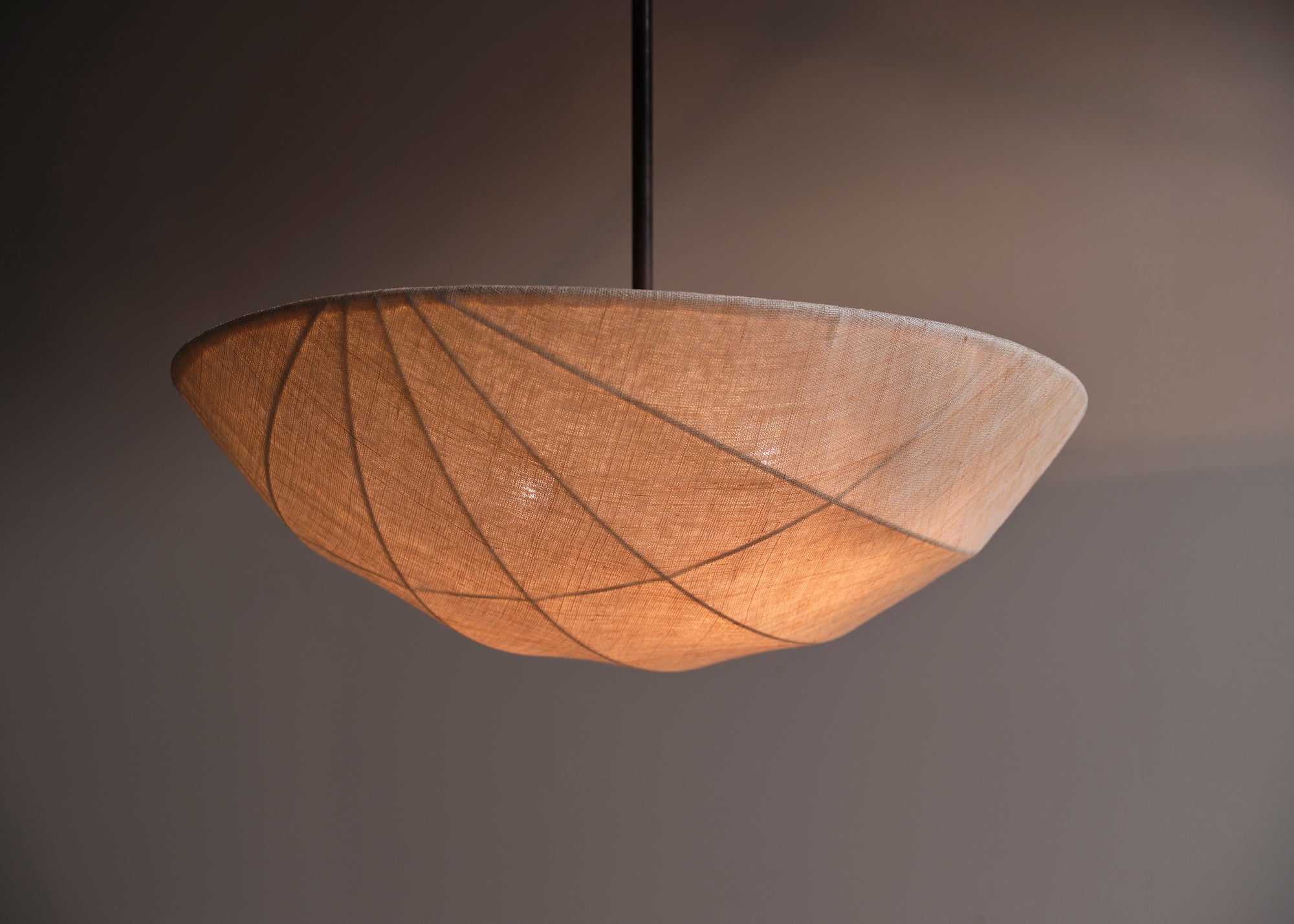 Pium pendant light