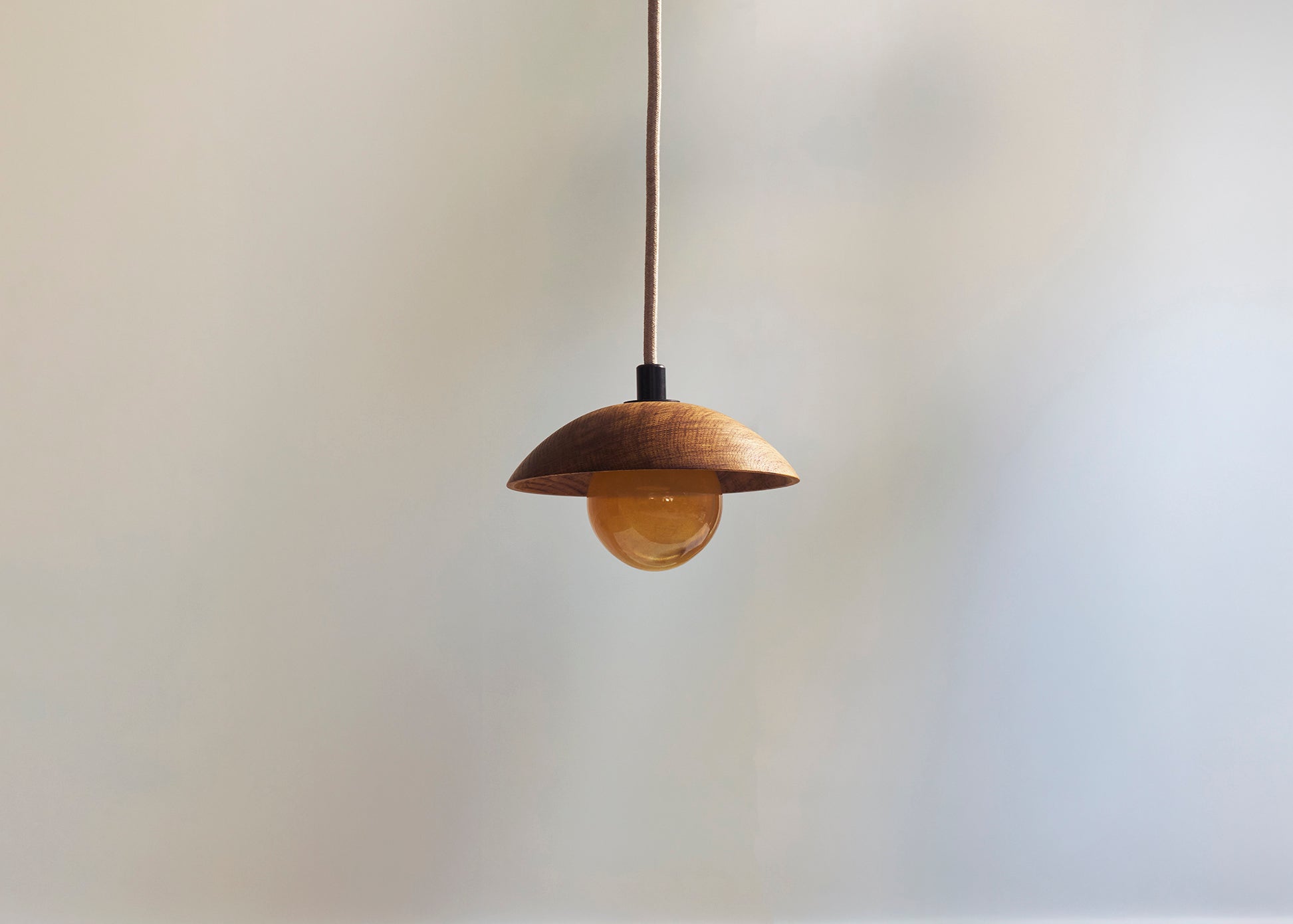 Posent pendant light