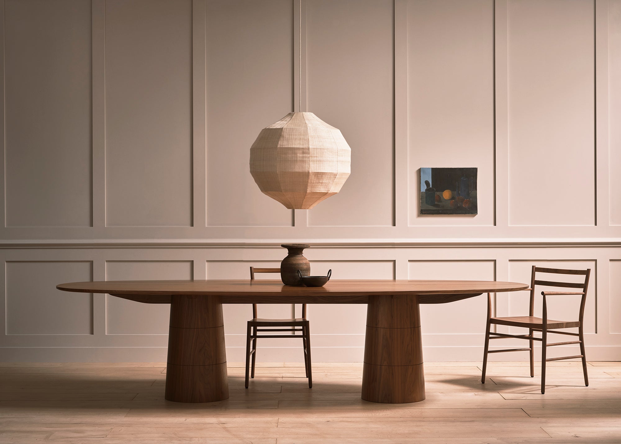 Rodan elliptical dining table