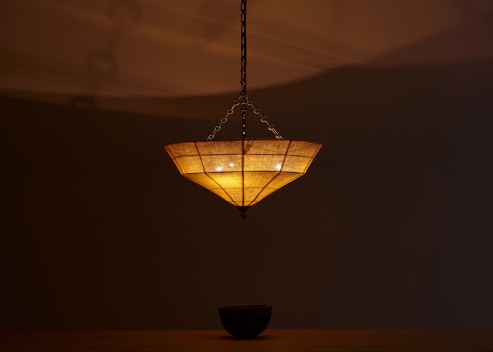 Soren crown pendant light 700