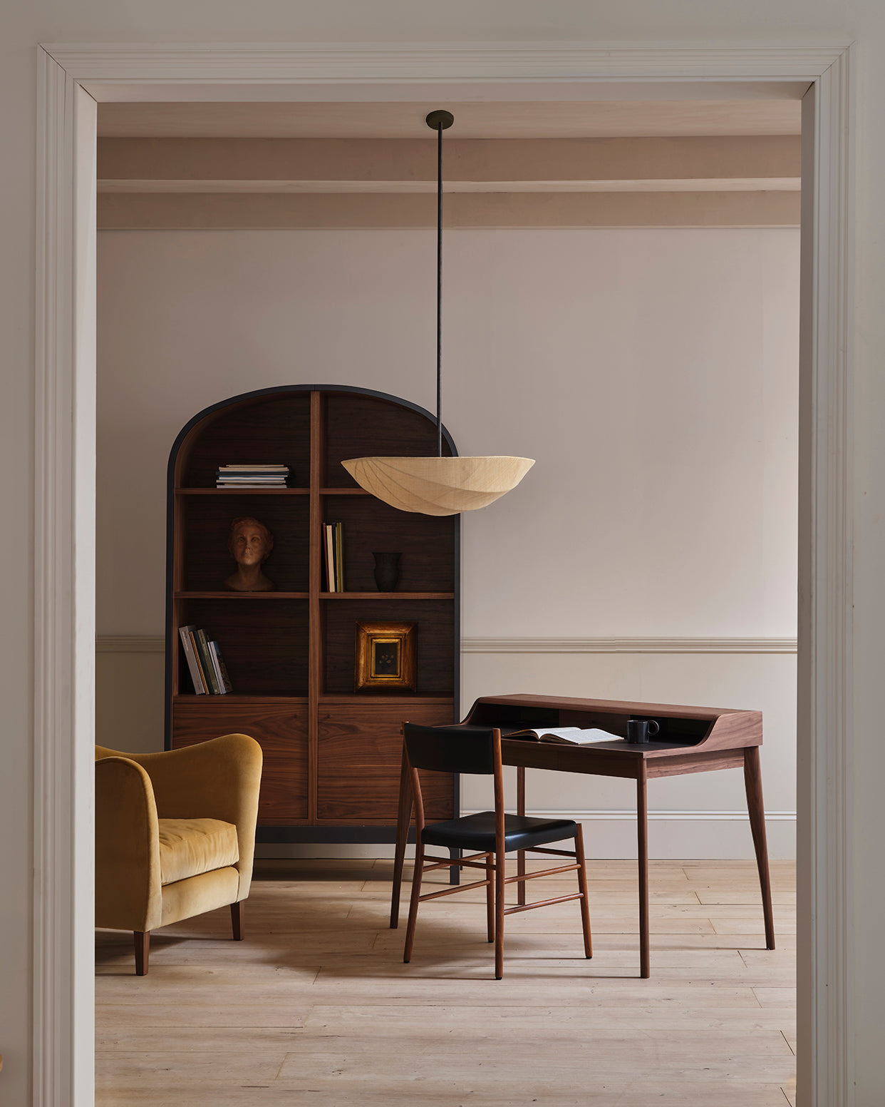 Pium pendant light