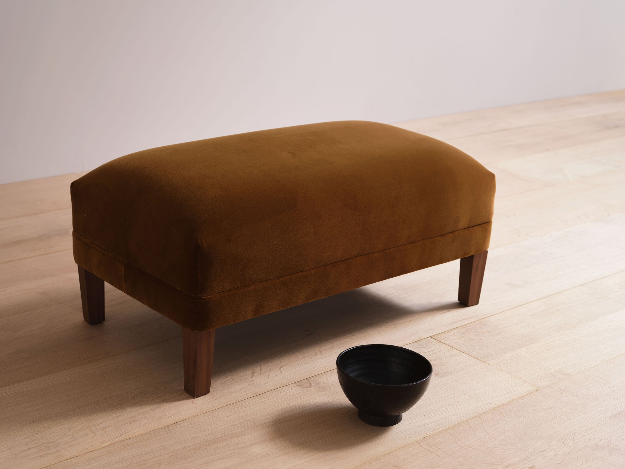 Moreau footstool