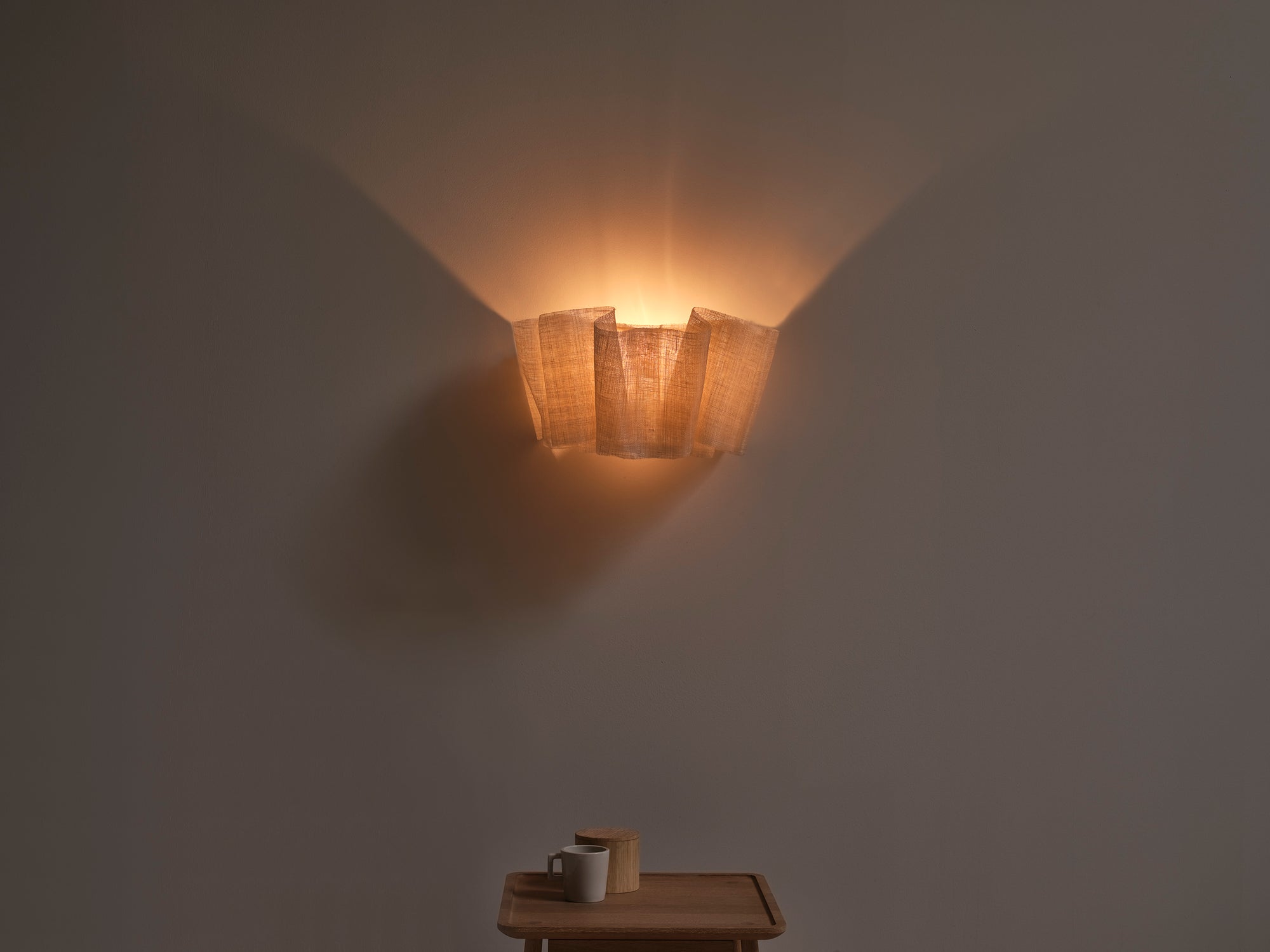 Anders wall light turned on